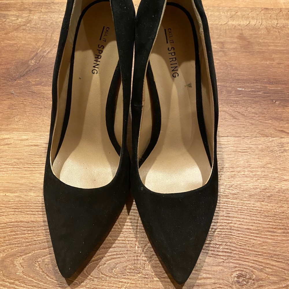 Black Pointed Toe Heels 🖤